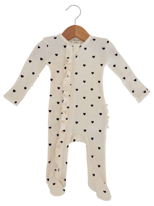 Organic Waffle 2-Way Zip Ruffle Footie, Black Heart