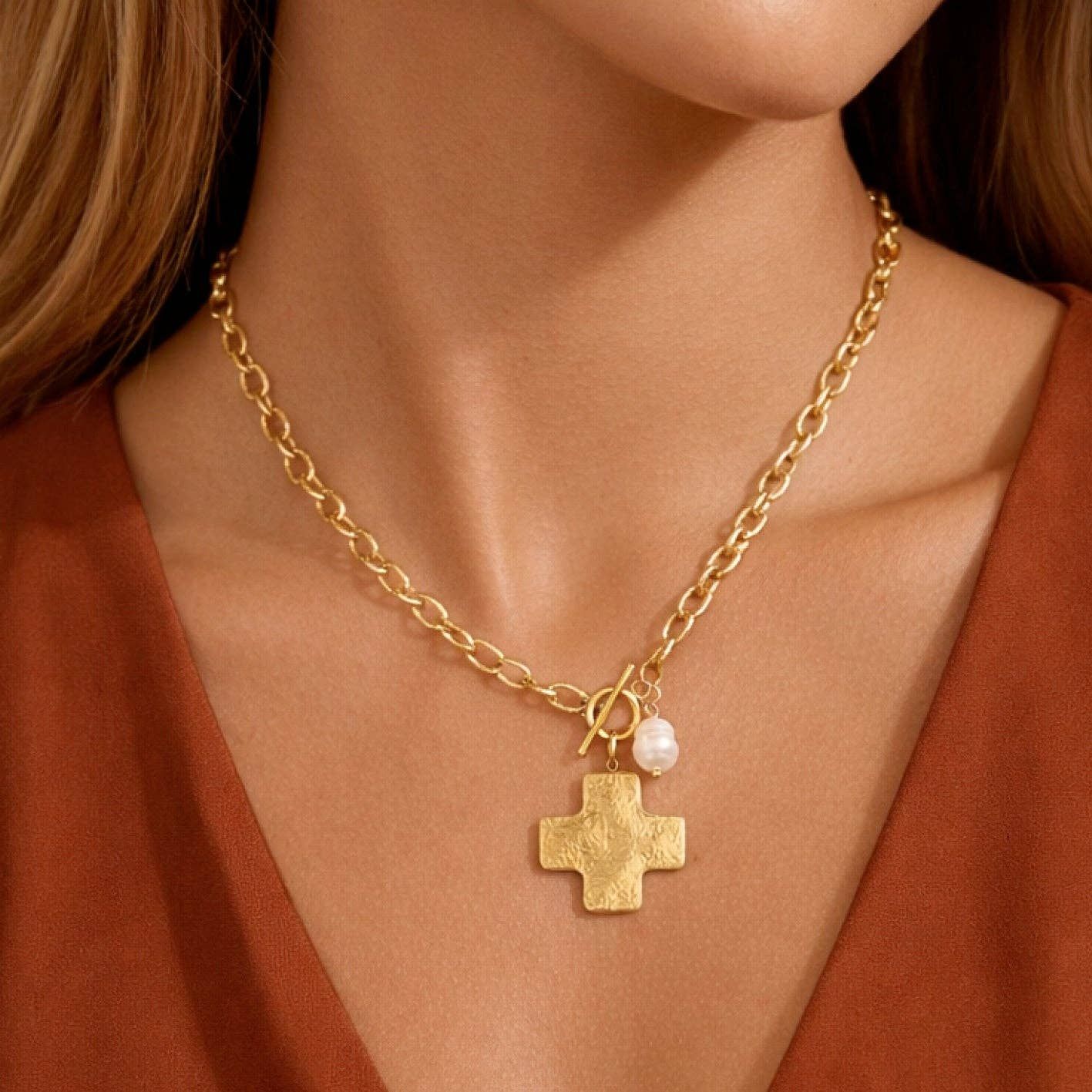 18K Gold PVD Plated Stainless Steel Cross Pendant Necklace – 8021