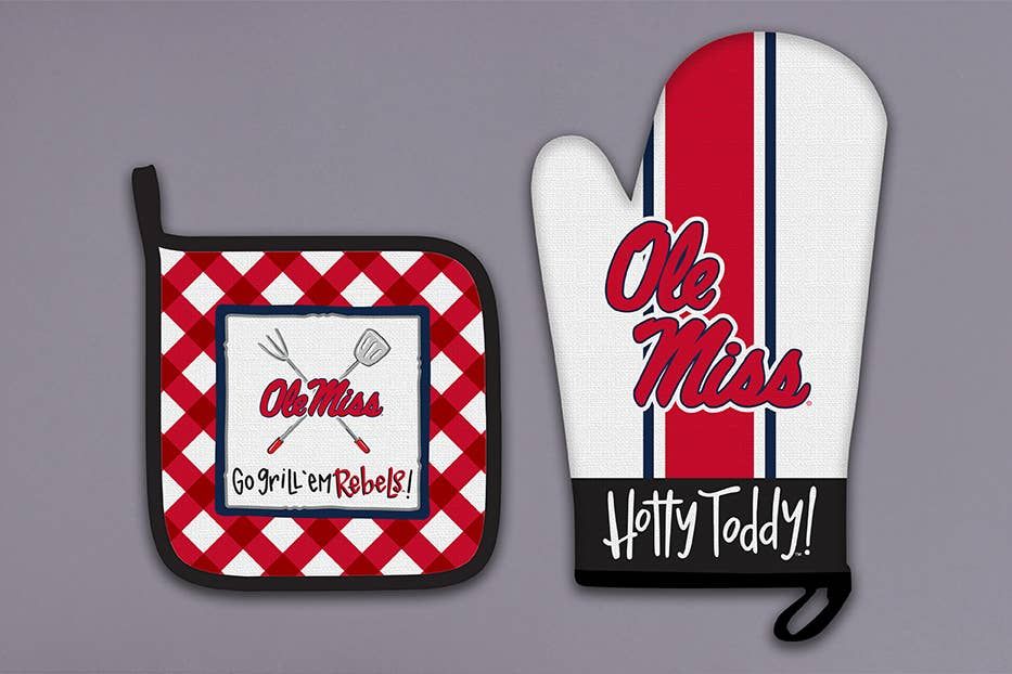 OLE MISS MITT POT Holder SET