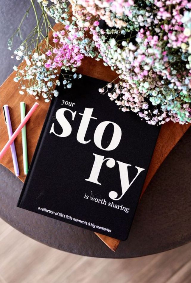 Your Story Book - Black/Cream