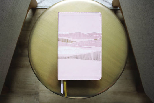 NIV Thinline Bible, Leathersoft, Pink, Red Letter