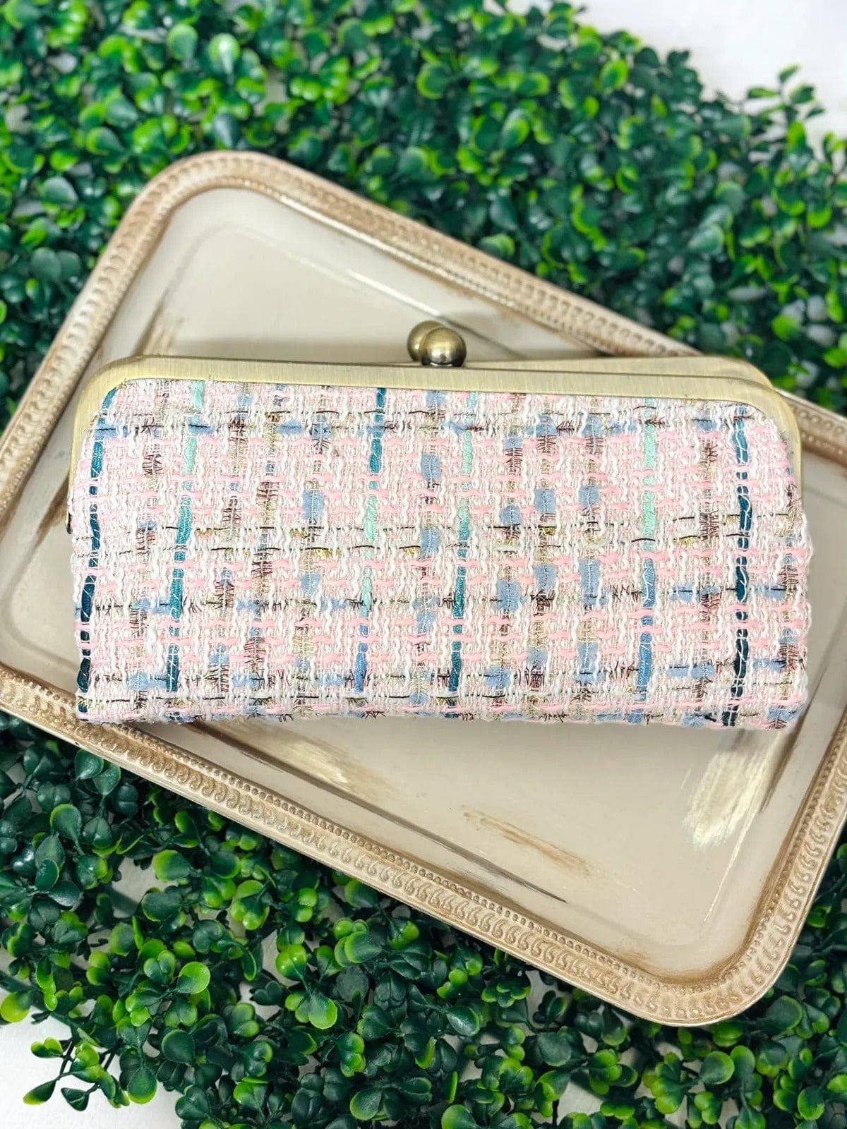 TW208 Tweed Kiss Lock Clutch