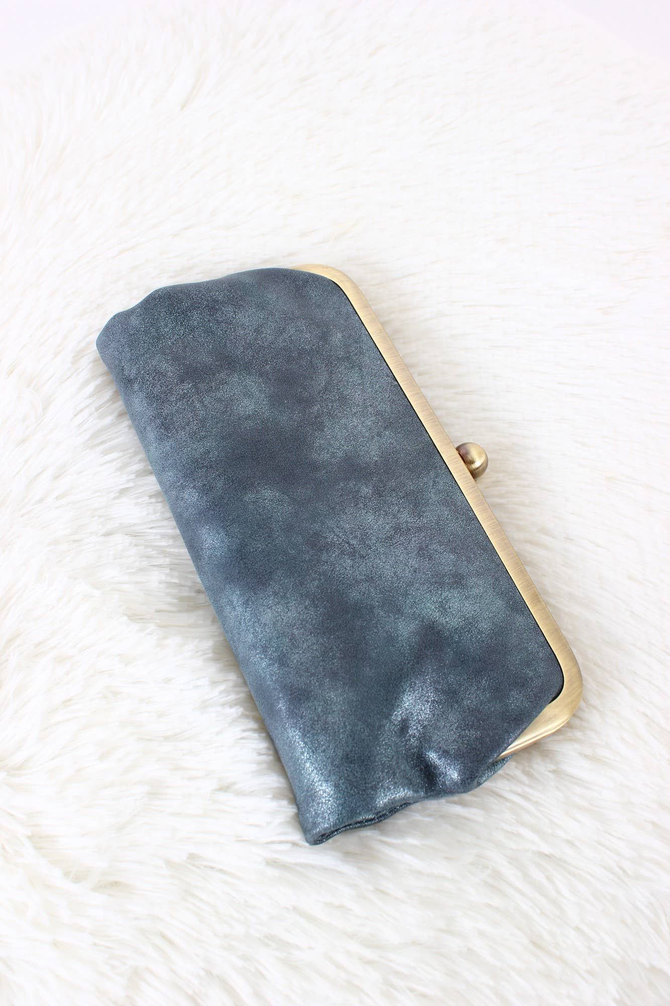 Karen Kiss Lock Clutch Bag