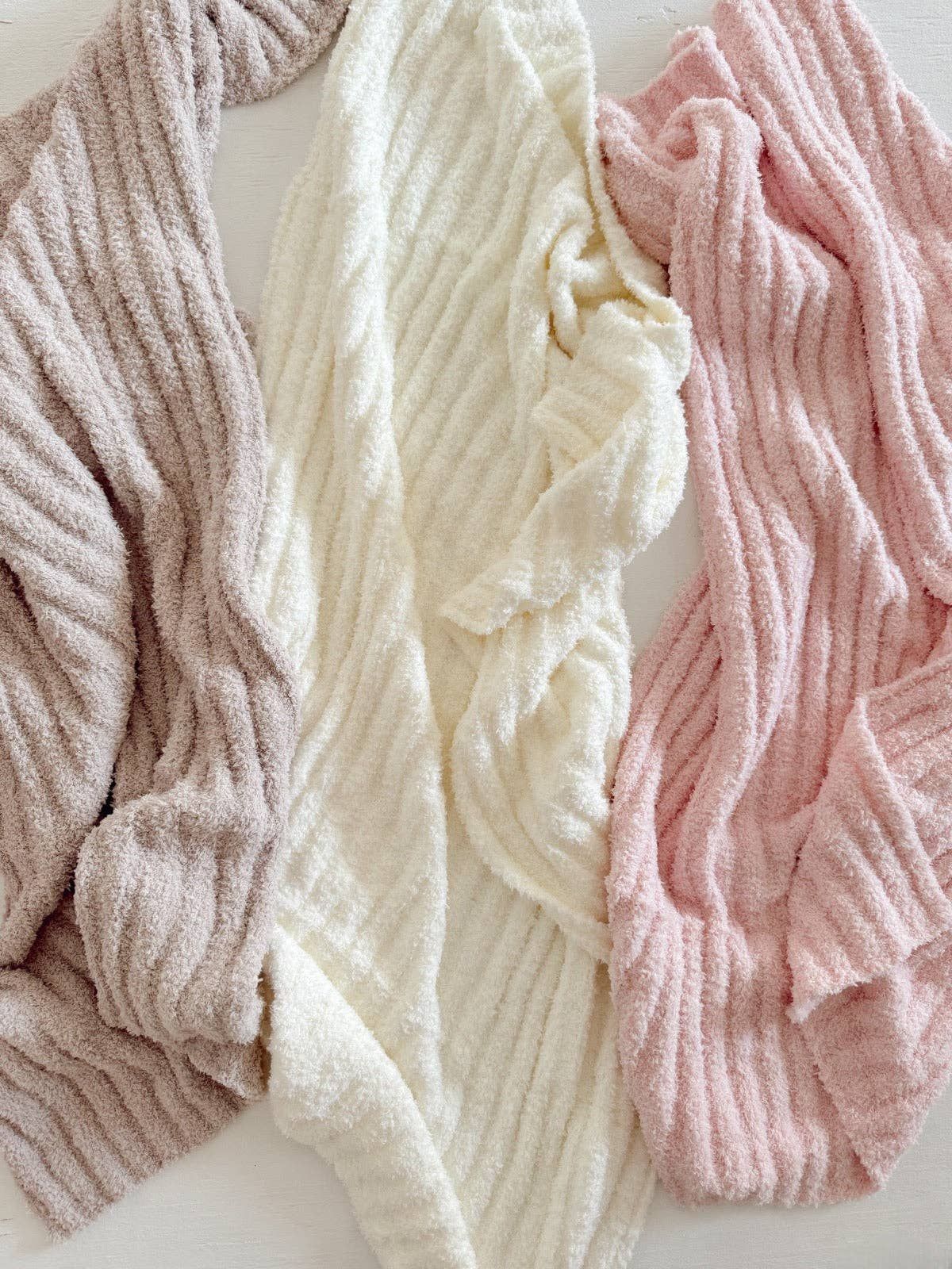 Phufy® Bliss Wave Blanket, Baby Pink
