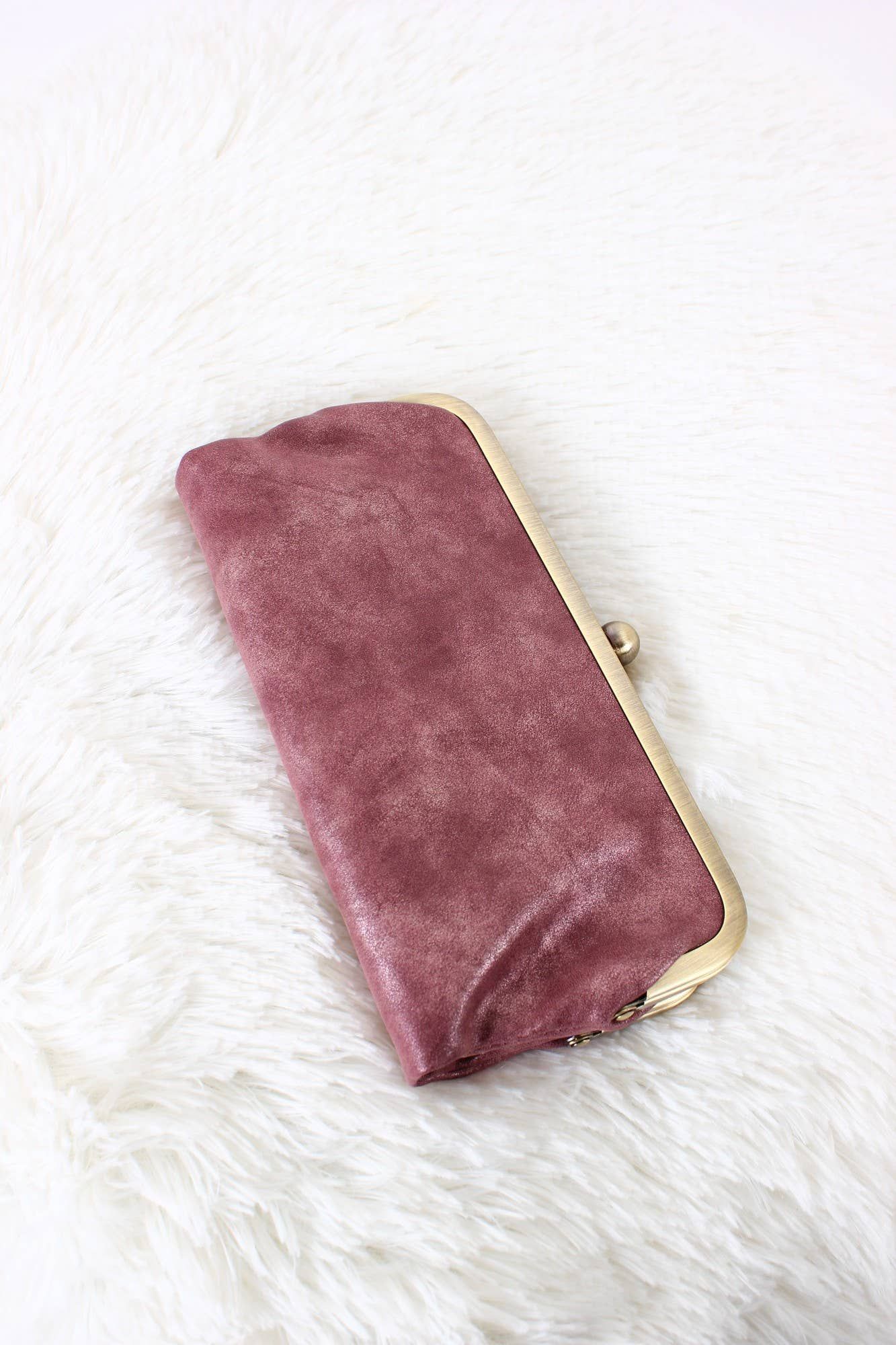 Karen Kiss Lock Clutch Bag