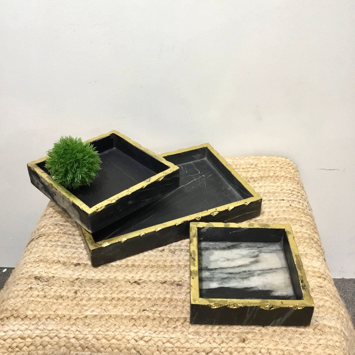 LG Gold Edged Marble Napkin Box