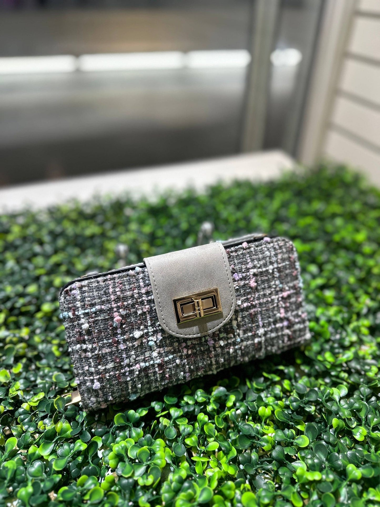 TW041 Tweed Turn Lock Crossbody Wallet