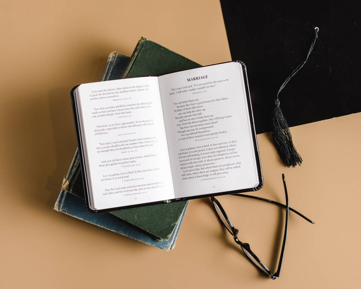 God's Gift For The Graduate NKJV
