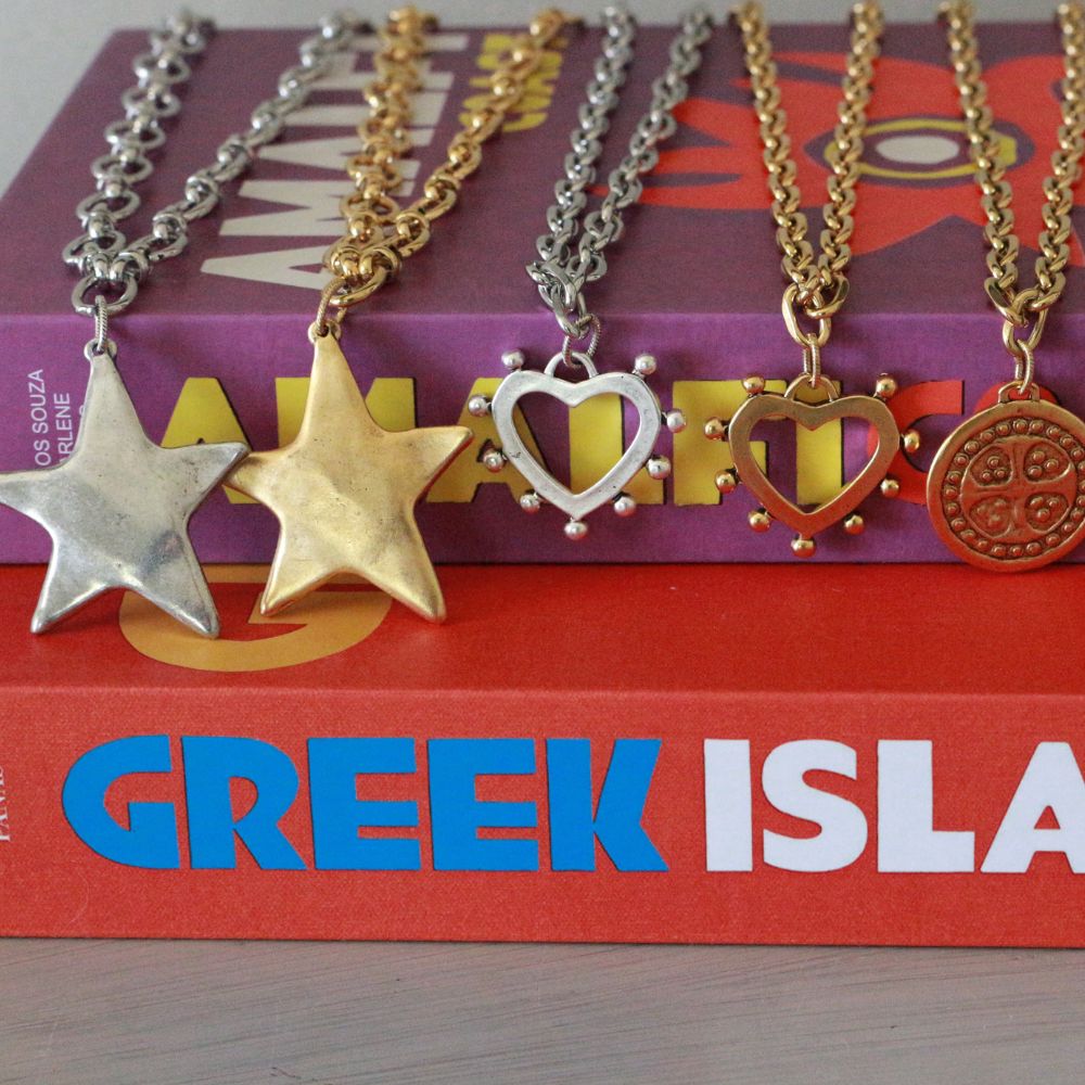 Star Pendant Necklace ~ Restocked & Trending