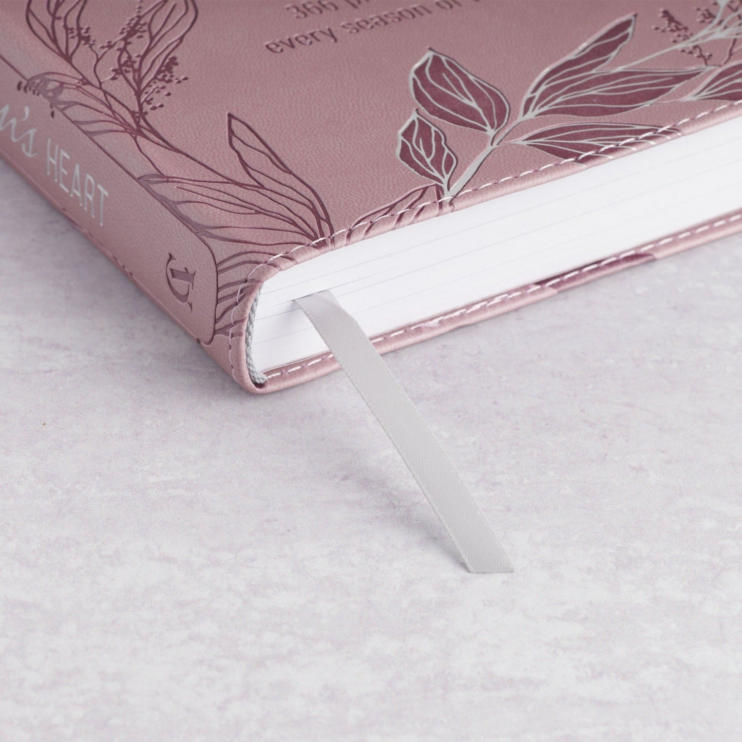 Devotional Prayers for a Woman's Heart
Faux Leather