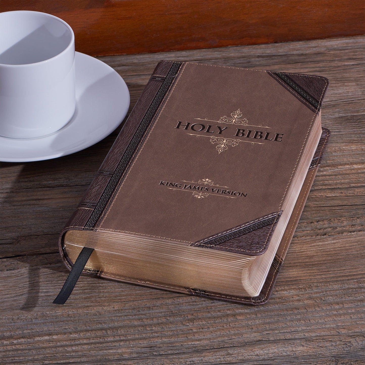 KJV Bible Giant Print Standard-size Faux
Leather, Brown Two-tone