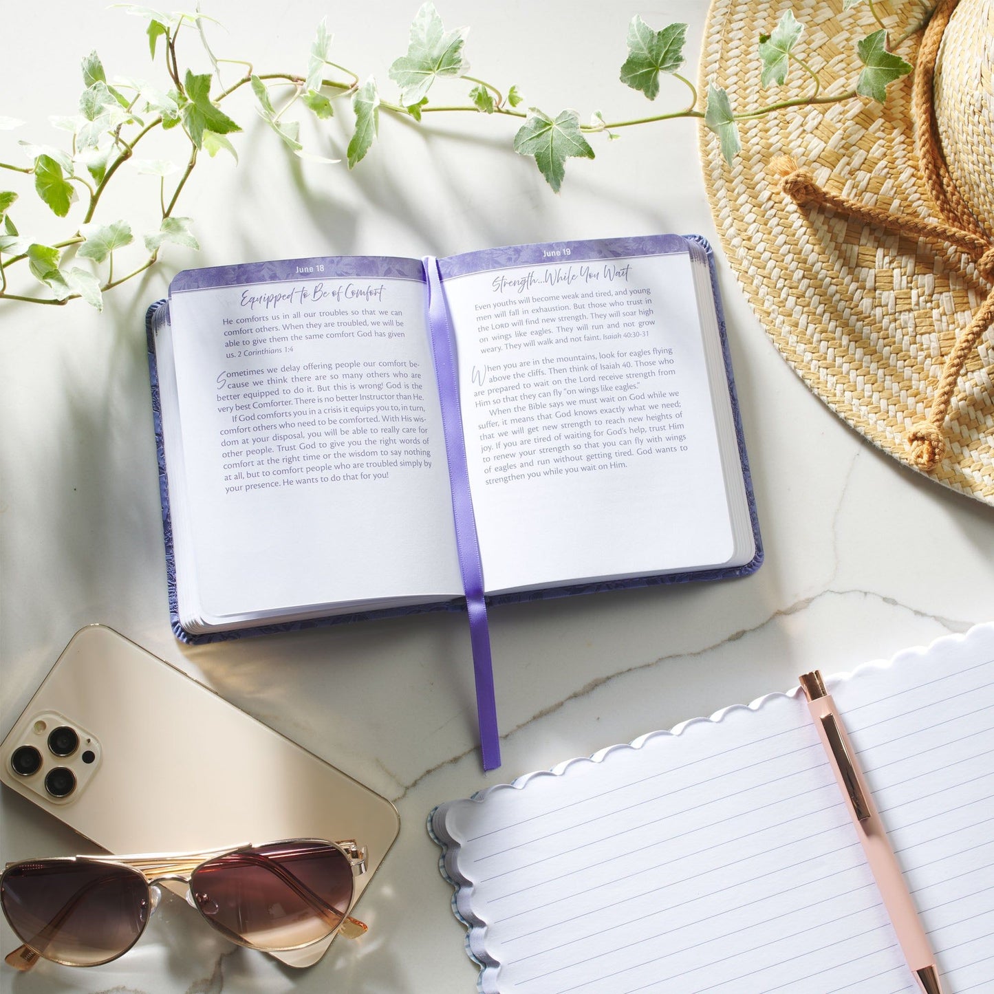 One-Minute Devotions Daily Encouragement for Women Faux Leather