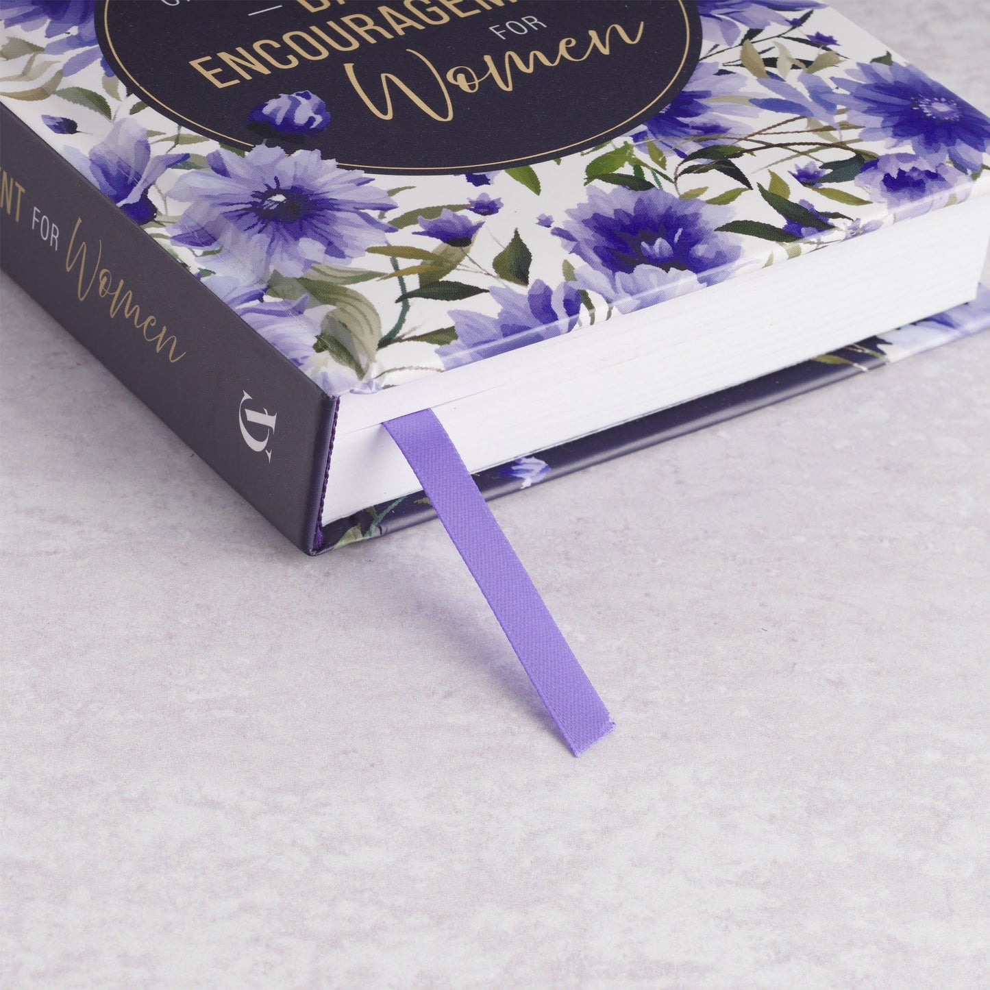 One-Minute Devotions Daily Encouragement for Women Hardcover