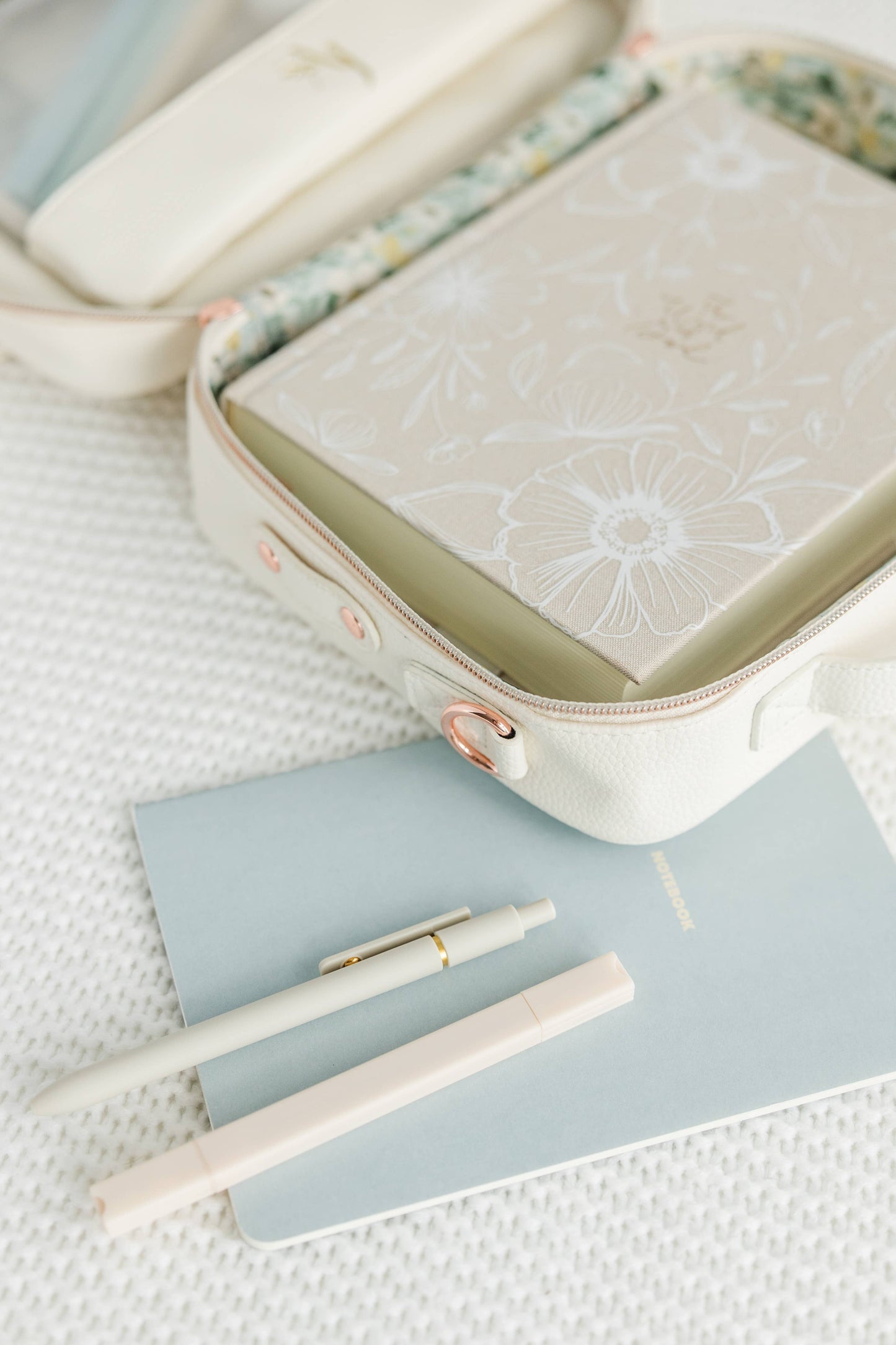 Bible Cover, Bible Bag Crossbody DOVE