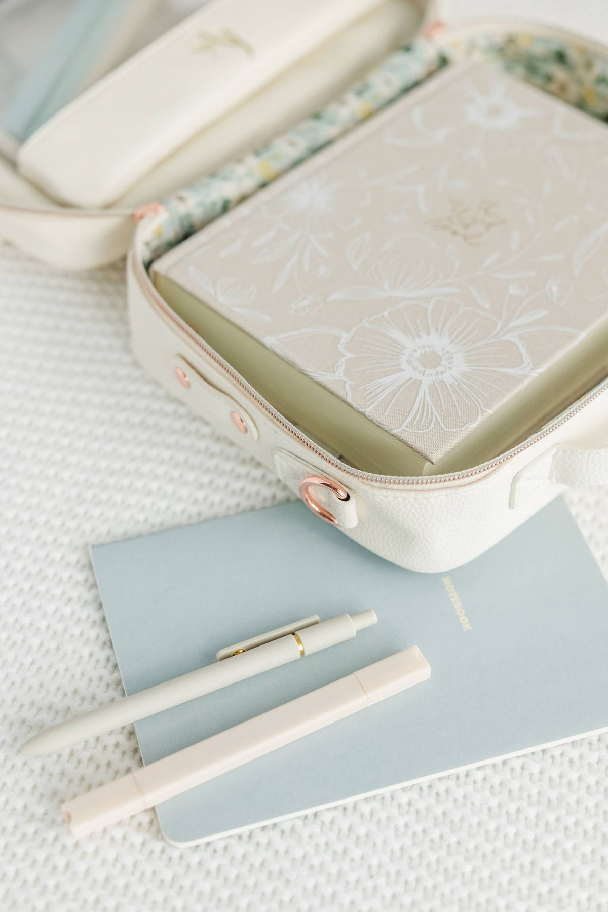 Bible Cover, Bible Bag Crossbody DOVE