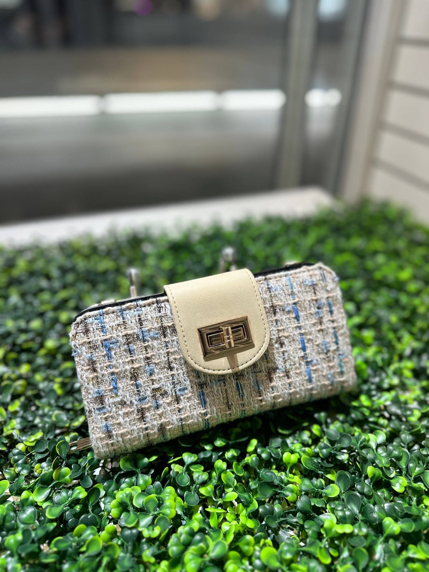 TW041 Tweed Turn Lock Crossbody Wallet