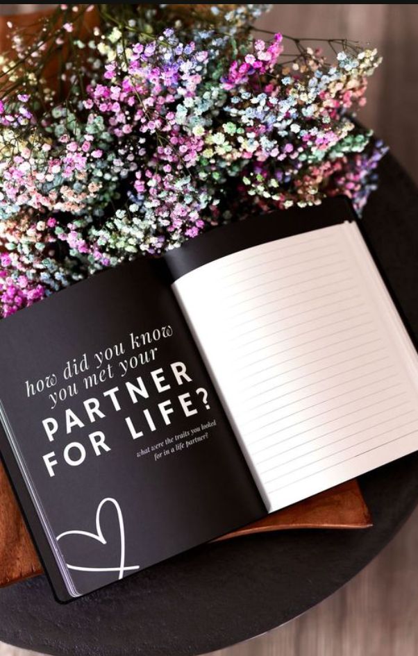 Your Story Book - Black/Cream
