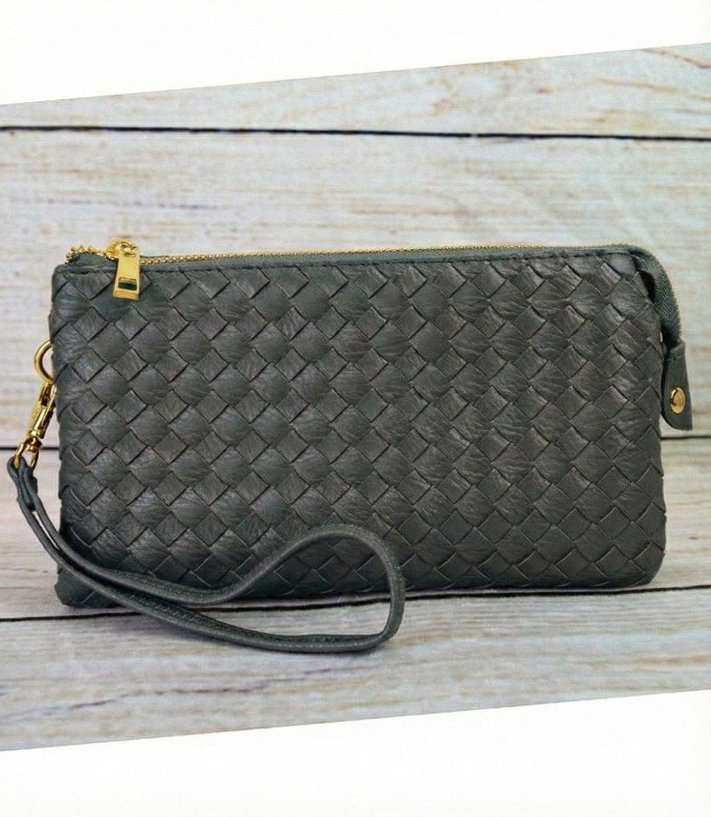 7050 Kathy Woven Three Compartment Clutch/Crossbody Bag