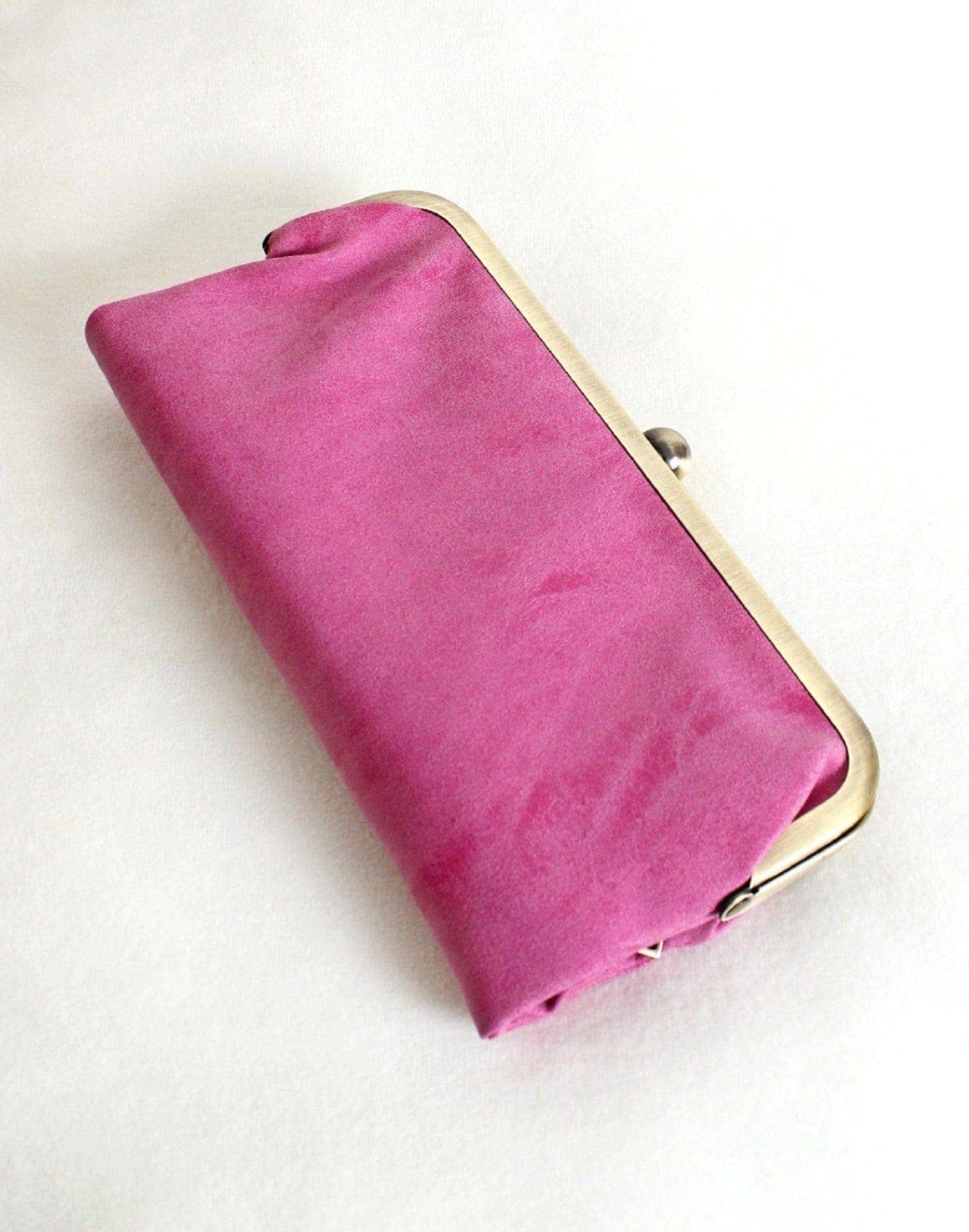 Karen Kiss Lock Clutch Bag