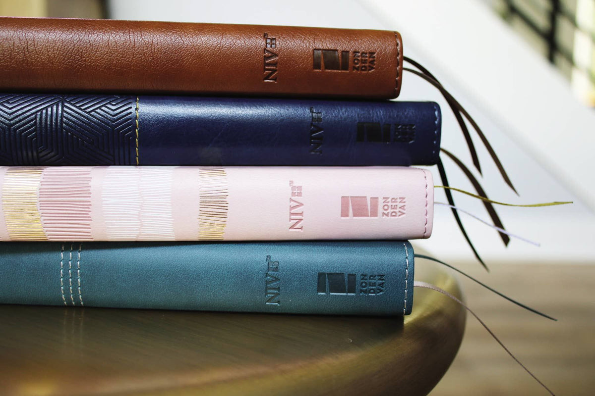 NIV Thinline Bible, Leathersoft, Pink, Red Letter
